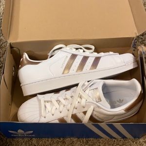 Adidas Superstar W shoes.